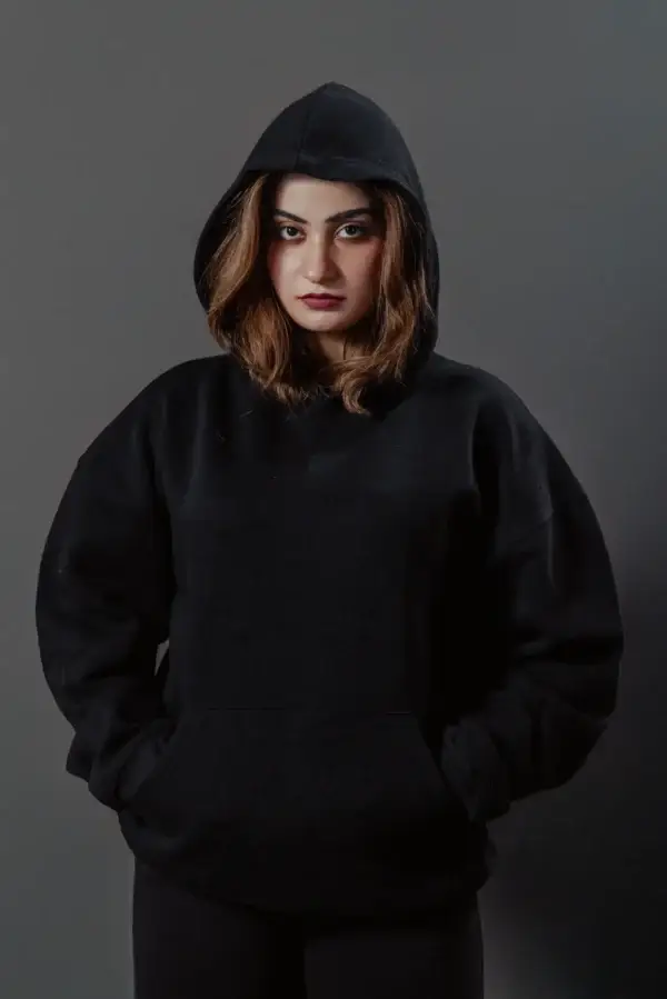 BLACK HOODIE - Image 3